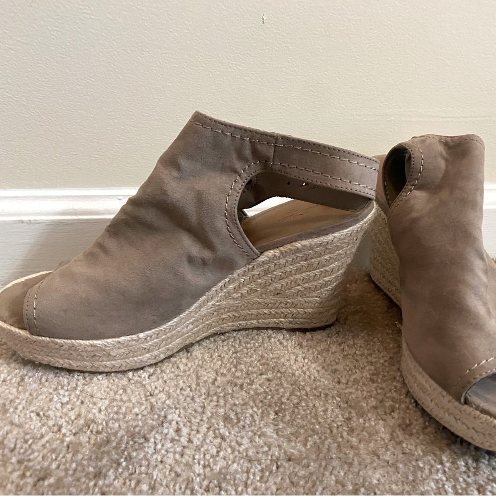 Target wedges